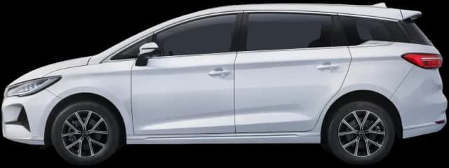 BYD M6