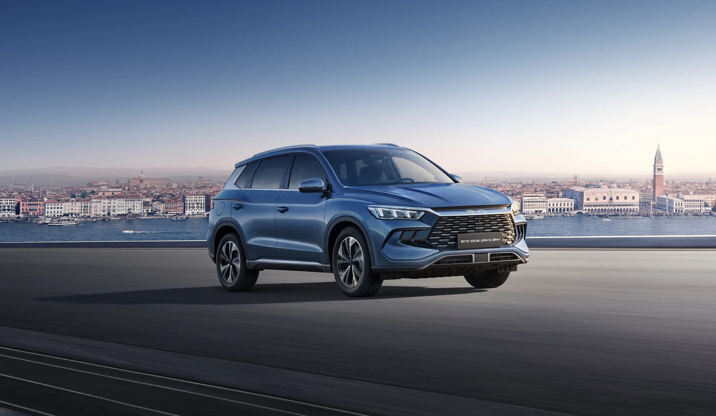 BYD Sealion 5 - Giá bán và ưu đãi tại BYD HÀ NỘI - BYD Long Biên BYD Sealion 5 DM-i SUV plug-in hybrid với ưu đãi giá tốt tại BYD HÀ NỘI - BYD Long Biên
